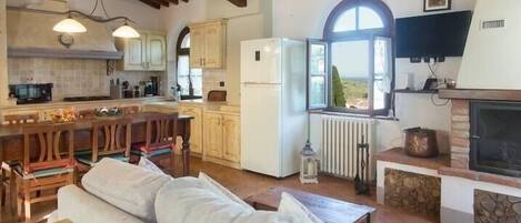 TV connectée, cheminée