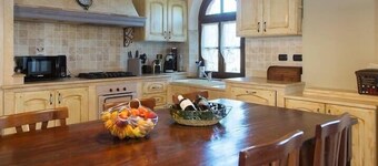 Rustikale Villa mit Privat Pool in Buti, Toscana. Haustierfreundlich