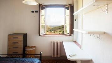 3 bedrooms, iron/ironing board, travel cot, WiFi