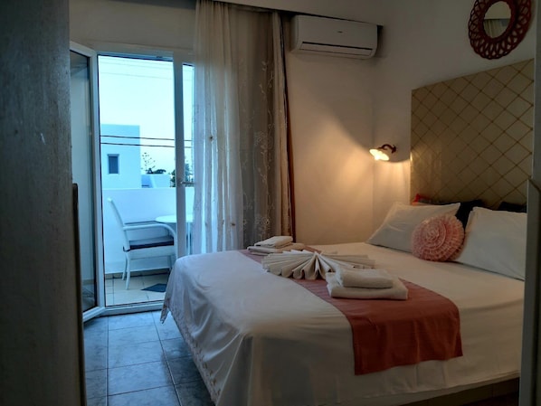 Deluxe Triple Room (Room 22)