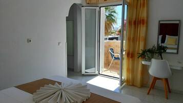 Quarto design (Room 16) | Individualmente decorados, individualmente mobiliados, Wi-Fi de cortesia