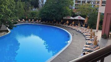 Camera Deluxe | Una scrivania, insonorizzazione, Wi-Fi gratuito, lenzuola