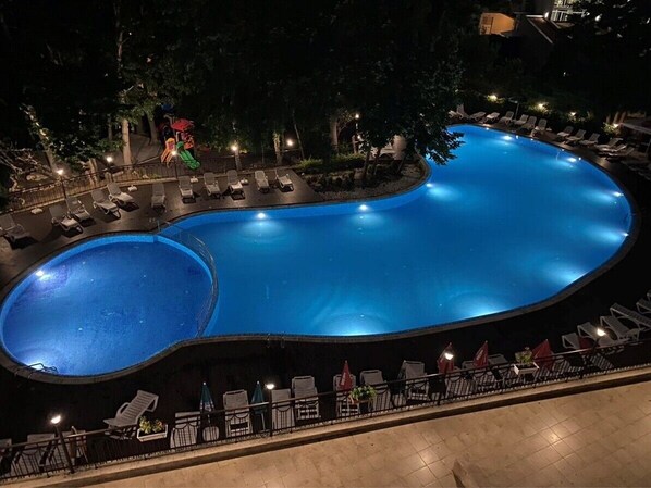 Deluxe Apartment | Desk, soundproofing, free WiFi, bed sheets - Allegra Balneo & SPA (Golden Sands)