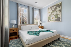 3 chambres, fer et planche à repasser, Wi-Fi, draps fournis