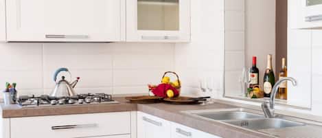 Fridge, microwave, oven, stovetop