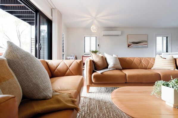 تلفزيون ذكي