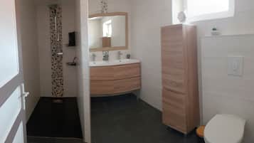 Een douche, een haardroger