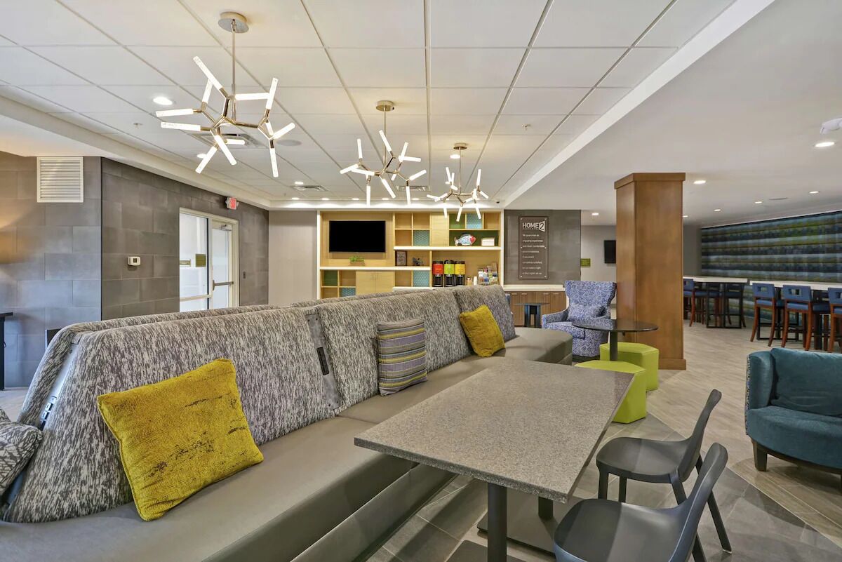 4 Sleek Studio Near Downtown Grand Rapids | Daily Hot Breakfast & Free Parking - 그랜드래피즈