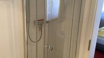 Doppelzimmer | Badezimmer | Haartrockner, Handtücher