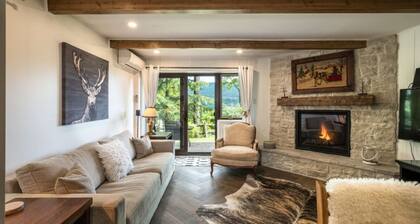 Simple & Luxe Condo with View