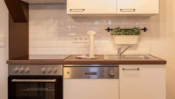 Mikrowelle, Ofen, Herdplatte, GeschirrspĂŒler