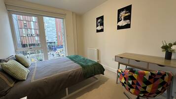 1 bedroom, WiFi, bed sheets