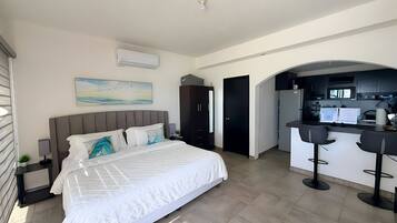 4 Schlafzimmer, Bügeleisen/Bügelbrett, Reisekinderbett, kostenloses WLAN