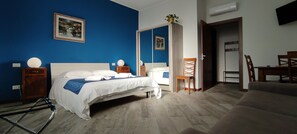 Deluxe Room | 1 bedroom, desk, soundproofing, free WiFi - sansirofiera rooms (Milan)
