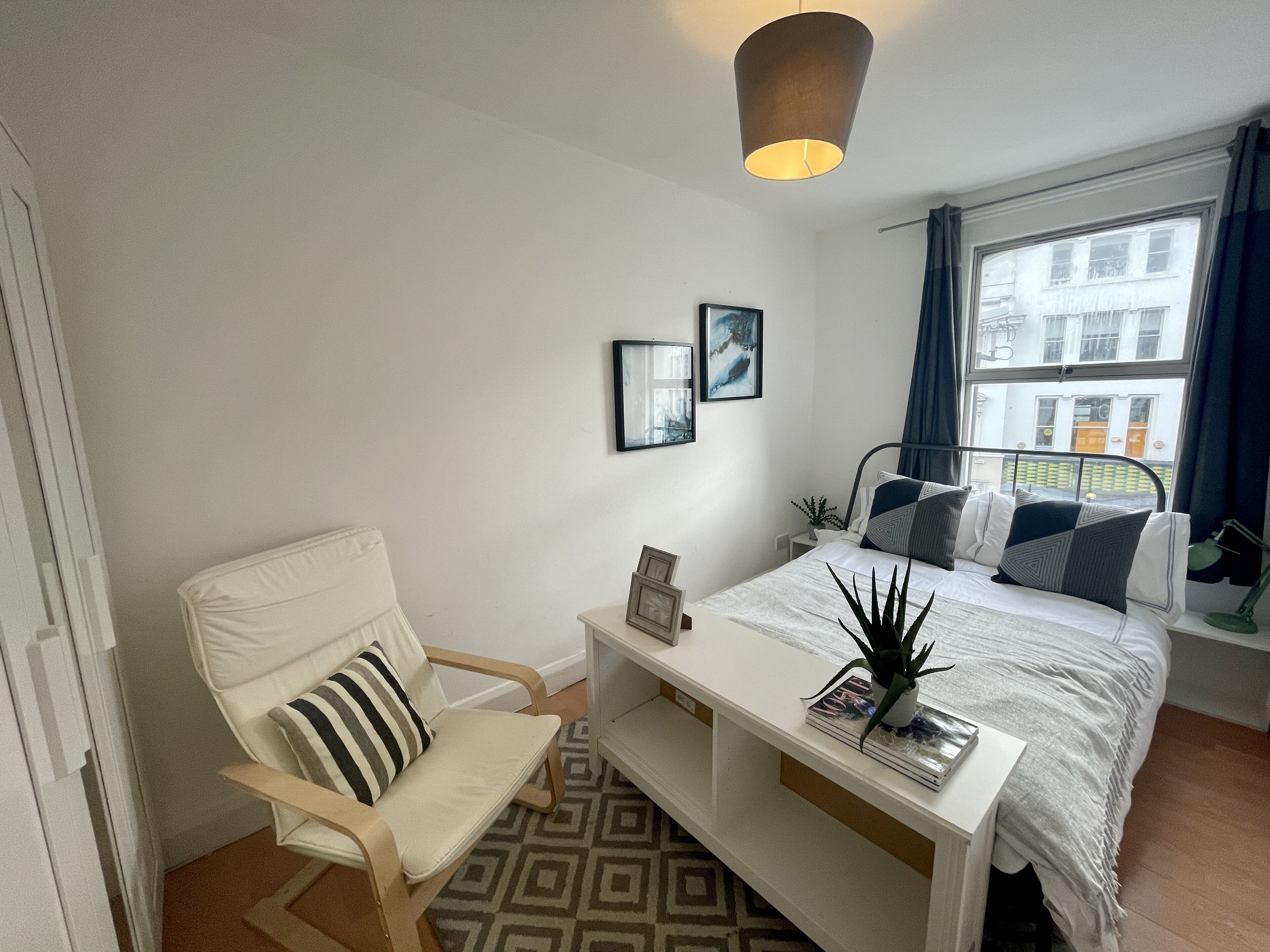 2 間睡房、熨斗/熨衫板、Wi-Fi、床單