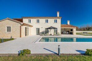Pool - Villa Jurasi by Villas Guide (Muntrilj)