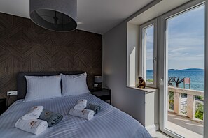 2 bedrooms, iron/ironing board, WiFi, bed sheets - Apartment with a balcony, jakuzzi and a BBQ with a view on the beach (Orebic)