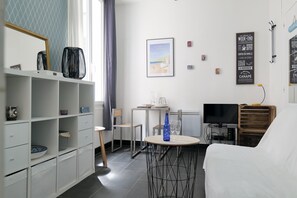 Interior - Seafront studio close to all amenities (Les Sables-d´Olonne)