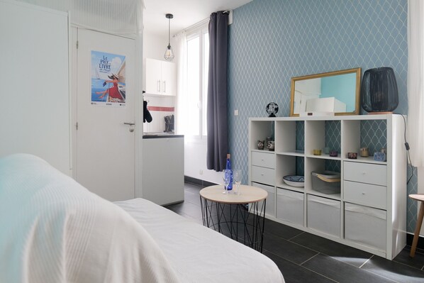 Free WiFi - Seafront studio close to all amenities (Les Sables-d´Olonne)