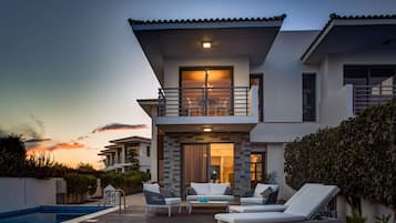 Luxury Villa, 3 Bedrooms, Private Pool, Sea View | Terrace/patio