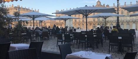 Restauration en plein air