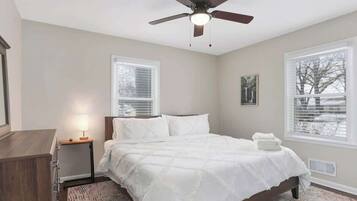 3 Schlafzimmer, Bügeleisen/Bügelbrett, Reisekinderbett, WLAN