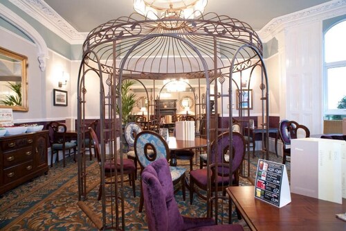 CABOT COURT HOTEL By JD Wetherspoon