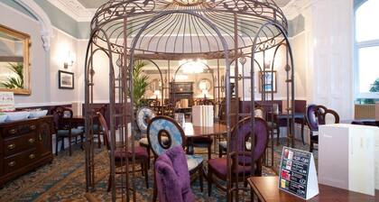 CABOT COURT HOTEL By JD Wetherspoon