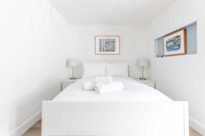 Basic Apartment | 1 bedroom, bed sheets - Sleek & Well-connected Studio Flat Archway! (London)