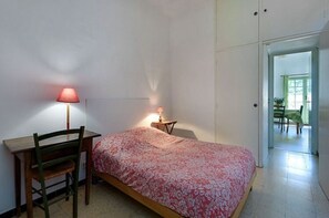 2 chambres, lit parapluie, Wi-Fi, draps fournis