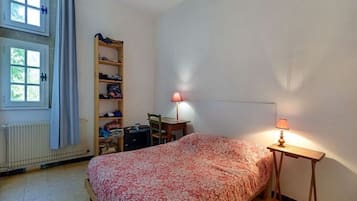 2 Schlafzimmer, Reisekinderbett, WLAN, Bettwäsche