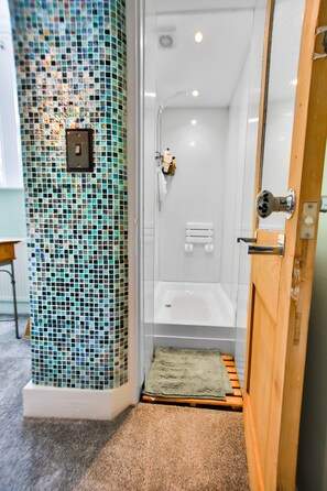 Apartment | Bathroom - Nelsons Quarters (Hastings)