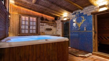 Sauna, hot tub, steam room