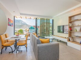 2 habitaciones, ropa de cama de alta calidad y escritorio