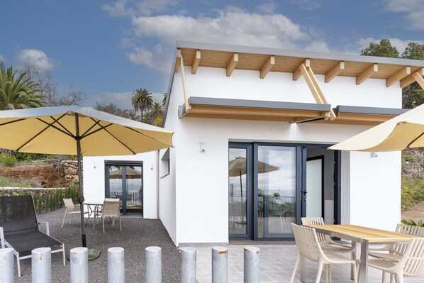 Outdoor dining - SOL UNA Joya (CN)