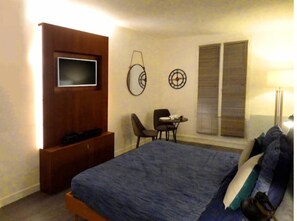 WiFi, bed sheets