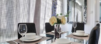 Skyvillion - Valley Way - 3bed House In Stevenage