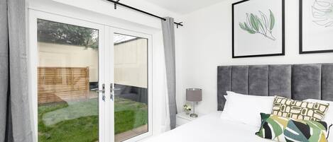 1 Schlafzimmer, Bügeleisen/Bügelbrett, Internetzugang