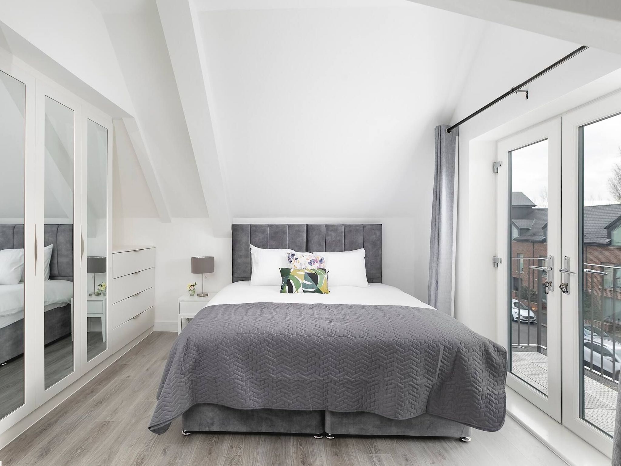 1 bedroom, iron/ironing board, Internet