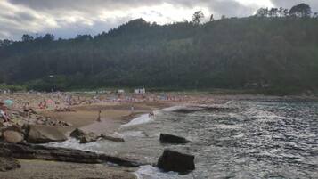 Chaise longue, serviettes de plage