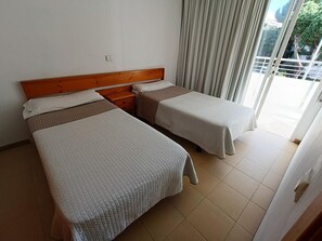 1 室のベッドルーム