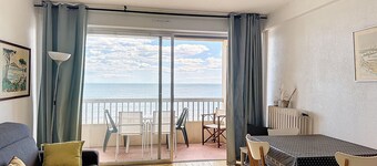 Lovely F2 Apartment on First Line with Elevator - 4 Pers - Palavas les Flots