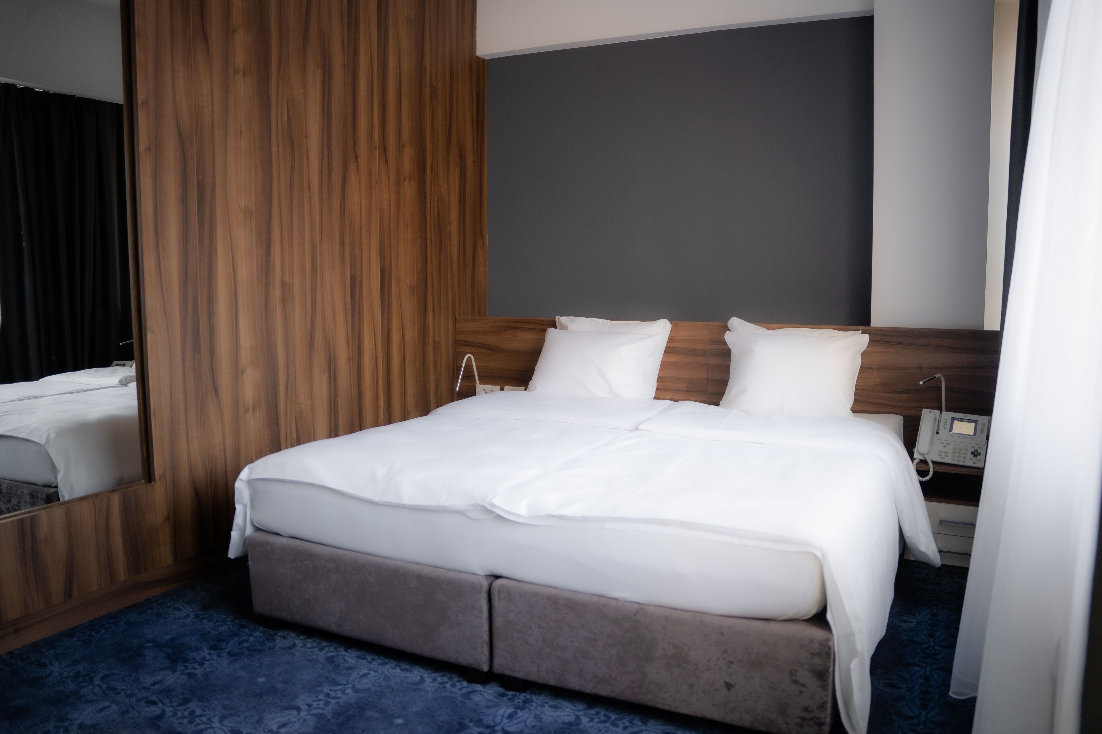 Photo - Olivia Rooms