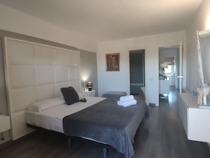 2 habitaciones y ropa de cama 