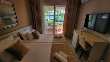 Quarto luxo | 1 quarto, Wi-Fi de cortesia