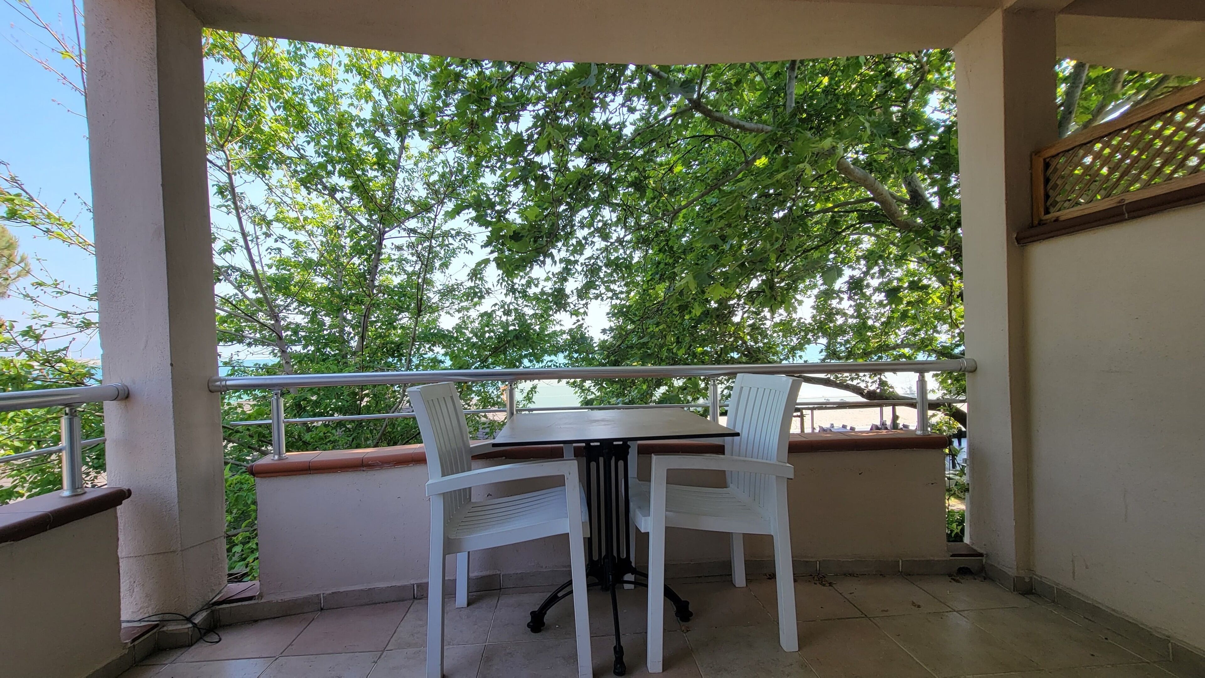 Deluxe Room | 1 bedroom, free WiFi