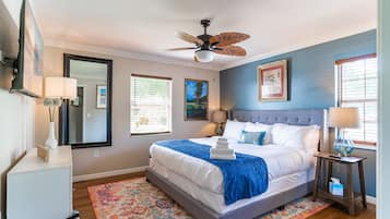 2 bedrooms, iron/ironing board, WiFi, bed sheets