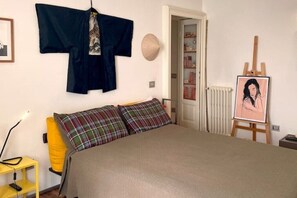 1 chambre, fer et planche à repasser, Wi-Fi, draps fournis