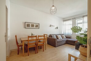 Living area - Alegria Flat City Center by Vacationy (Porto)