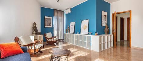Apartment | Living area